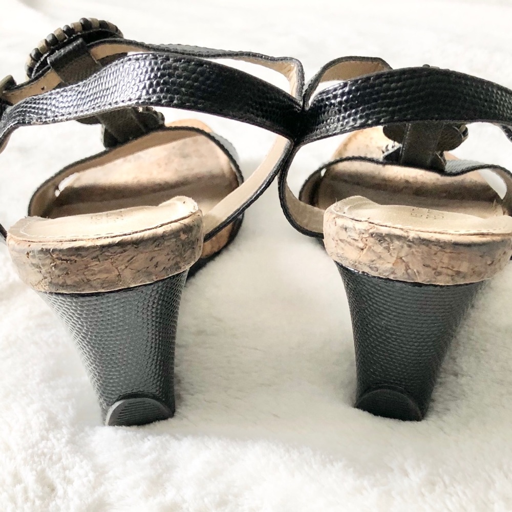 Kenneth Cole Women’s Black Wedge Sandals - Picture 6 of 12
